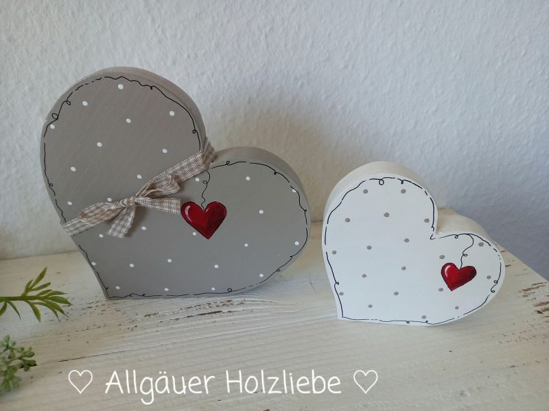 2 Herzen * Pünktchen * Beige/Taupe-Rot * 11 x 10 und 16,5 x 15 cm * zum Aufstellen